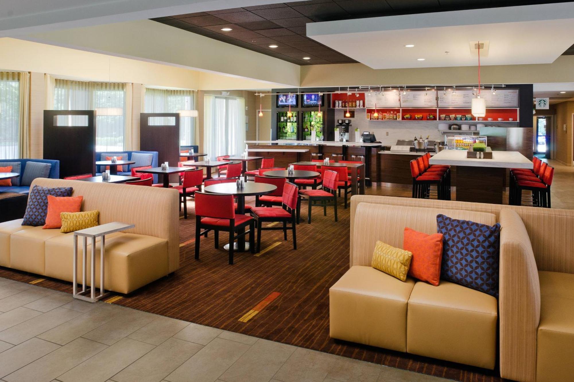 Courtyard By Marriott Huntsville University Drive Екстер'єр фото