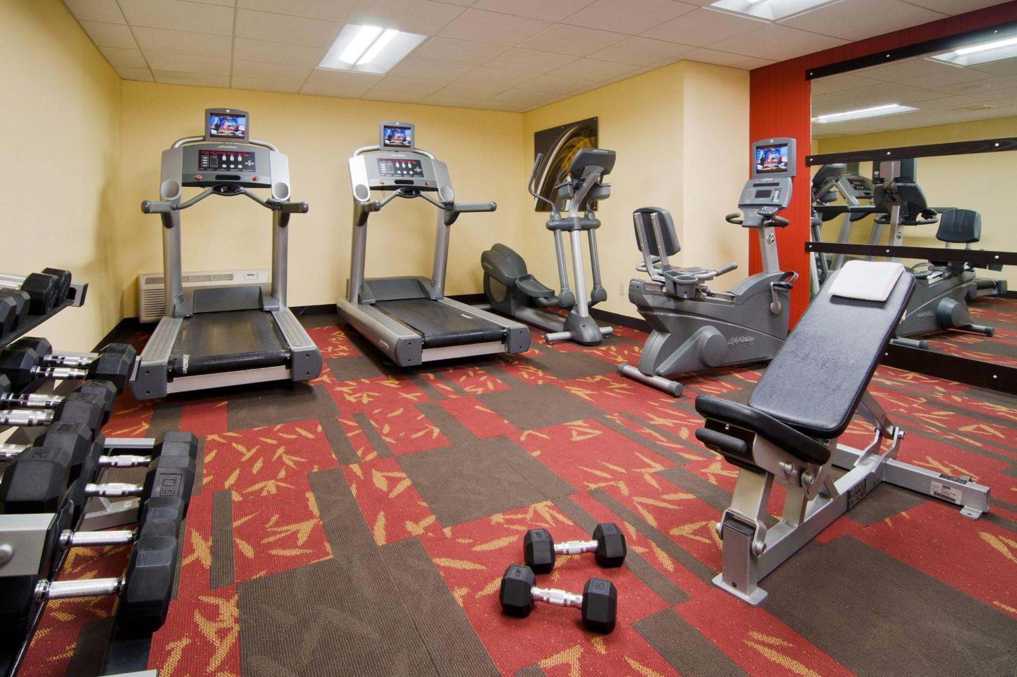 Courtyard By Marriott Huntsville University Drive Екстер'єр фото
