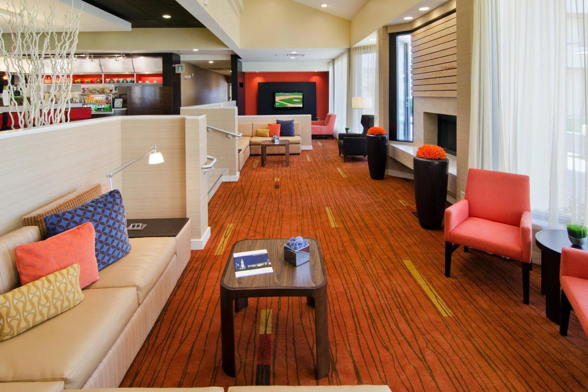 Courtyard By Marriott Huntsville University Drive Екстер'єр фото